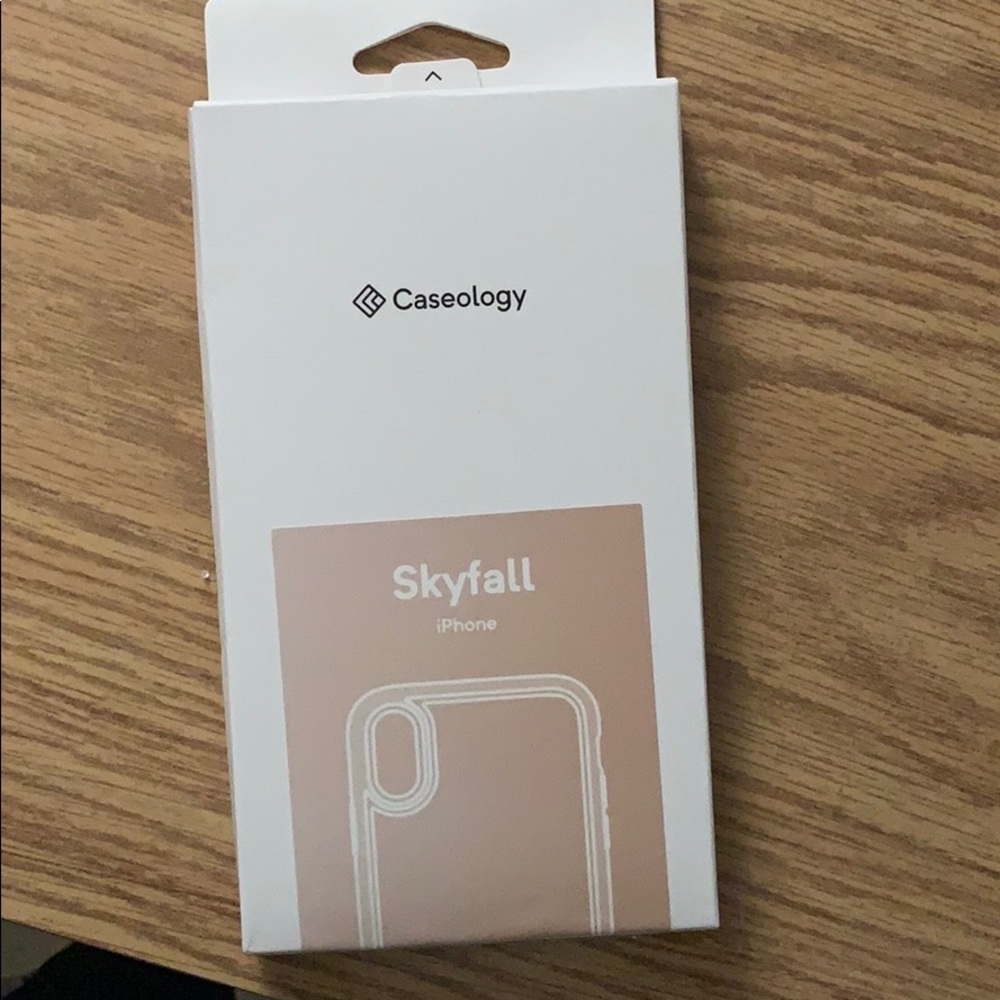 Caseology iPhone XS Max phone Cass rose gold